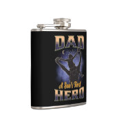 Papa A Son's eerste hero Heupfles (Rechts)