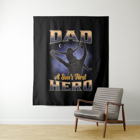 Papa A Son's eerste hero Wandkleed (In situ)
