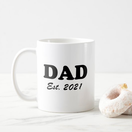Papá aangepaste datum zwart wit modern koffiemok (Met donut)