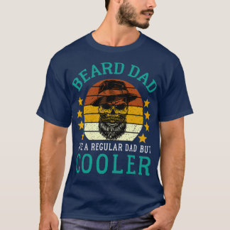 Papa als een gewone vader, maar een donker Beer T-shirt