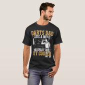Papa als een meer gewone Darts vader T-shirt (Voorkant volledig)
