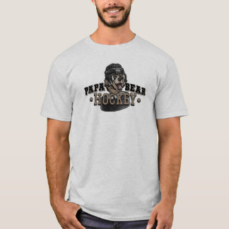 Papa Beer Hockey van Mudge Studios T-shirt