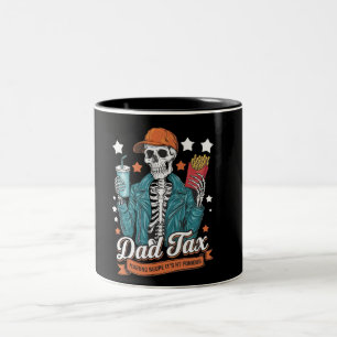 Papa belasting om ervoor te zorgen dat het geen ve tweekleurige koffiemok
