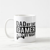 Papa bij dag gamer bij nacht word art koffiemok (Links)