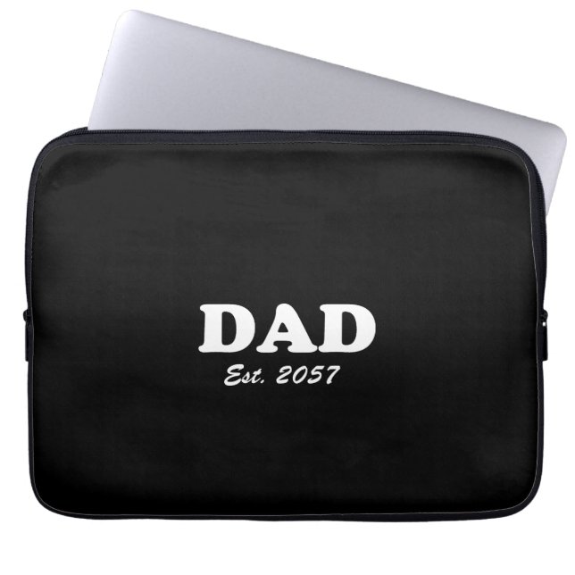 Papa Custom Est datum moderne typografie zwart Laptop Sleeve (Voorkant)