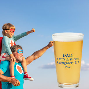 Papa: eerste held van een zoon, eerste liefde van  glas