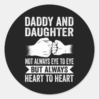 papa en dochter vuist bump vuist bom vaders dag ronde sticker