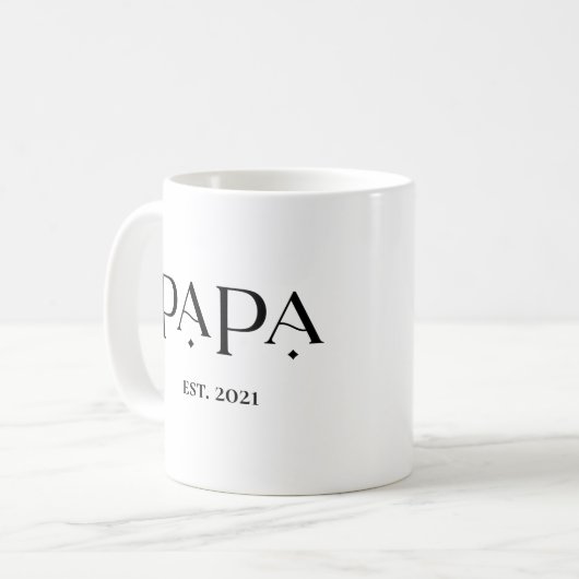 Papa Est. Datum met kindernamen | Moderne tekst Koffiemok (Voorkant links)