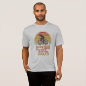 Papa fietsen als een gewone vader, maar veel koele t-shirt (Voorkant volledig)