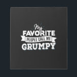 Papa geeft mijn favoriete mensen me brutaal notitieblok<br><div class="desc">Papa geeft mijn favoriete mensen me brutaal</div>