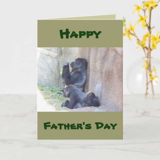Papa Gorilla en familie, Happy Vaderdag Kaart (Gele Bloem)