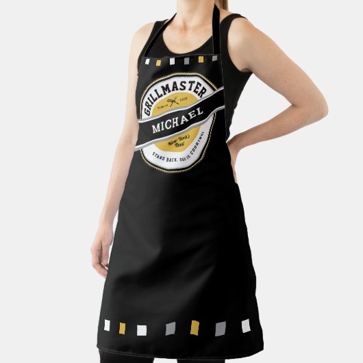Papa Grill Master Apron op Black Schort (Insitu)