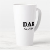Papa heeft een datum vastgesteld zwart-wit modern latte mok (Rechterhoek)