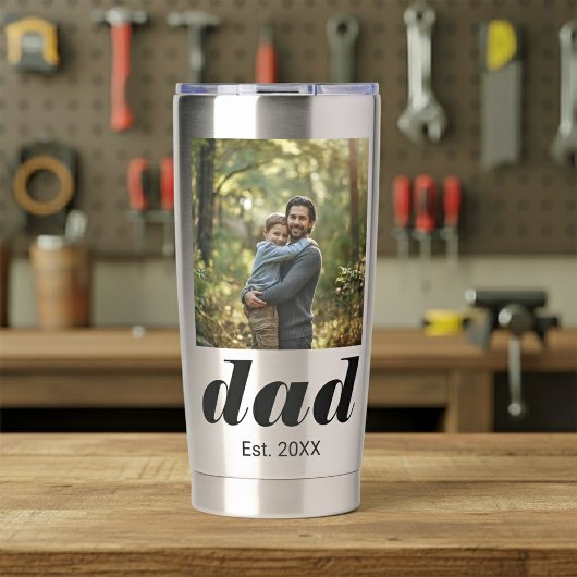 Papa heeft Vaderdag gefotografeerd Geïsoleerde Drinkbeker