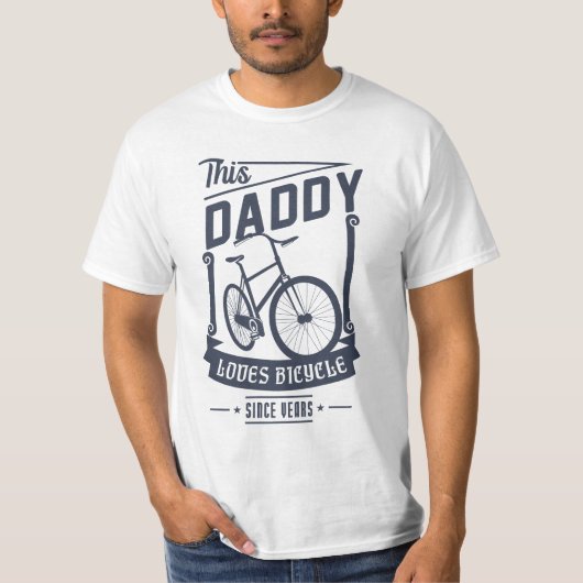 Papa houdt van fietsen voor Vaderdag cadeau T-shirt (Voorkant)
