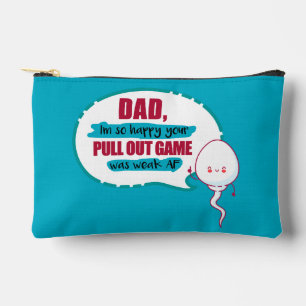 Papa... ik ben zo blij dat je pols uit het spel wa etui
