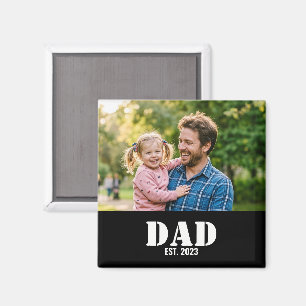 Papa maakte eenvoudige vetgedrukte witte tekst en magneet