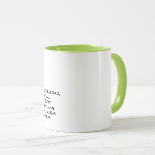 Papa met persoonlijke titel geeft grappig pap geef mok (Voorkant rechts)