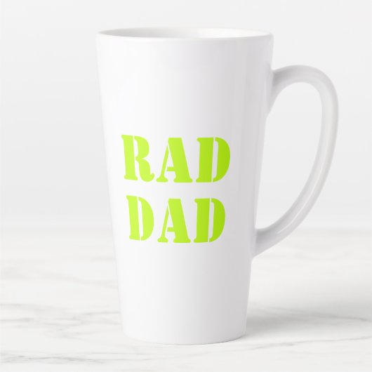 Papa neon groene moderne typografie cool latte mok (Rechts)