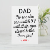 Papa niemand anders kan tv kijken met hun ogen dic feestdagenkaart (Staand voorkant)