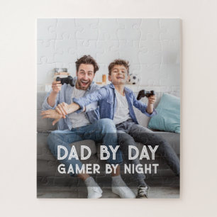 Papa-op-dag gamer bij nacht Vaderdag van zoon en v Legpuzzel