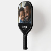 Papa Richtte Eenvoudige Leuke Foto Op Pickleball Paddle (Links)