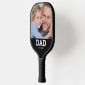 Papa Richtte Leuke Foto Op Pickleball Paddle (Links)