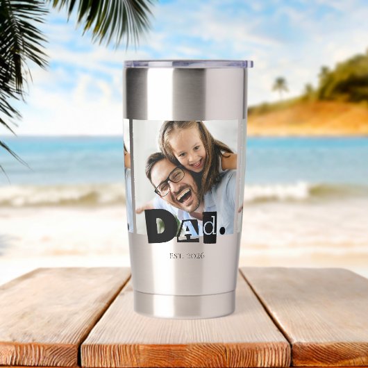 Papa Richtte Moderne Aangepaste Foto Op Geïsoleerde Drinkbeker (Strand)