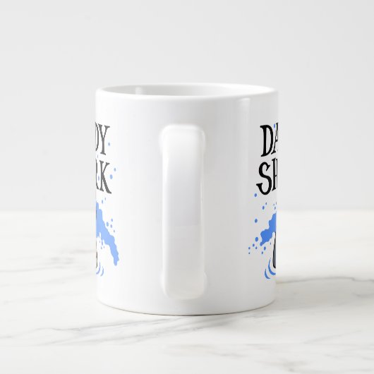 Papa Shark - White Grote Koffiekop (Achterkant)