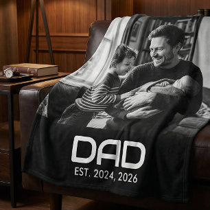 Papa Stelde Zwarte Moderne Krachtige Foto Op Fleece Deken