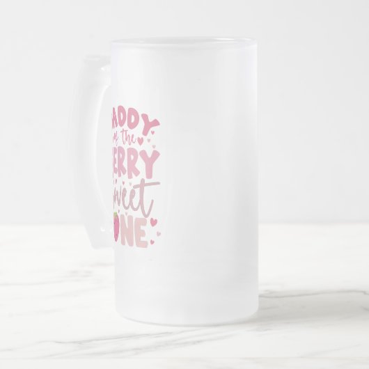 Papa van de bes Sweet One Aardbei Verjaardag Matglas Bierpul (Voorkant links)