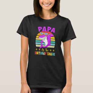 Papa van de familie van de haaien die op Birthda l T-shirt