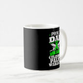 Papa van de griffier van een griezelaar koffiemok (Voorkant rechts)