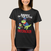 Papa van de kleine Firecracker kletst patriottisch T-shirt (Voorkant)