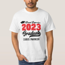 Papa van een Afstuderen rood script van 2023 T-shirt