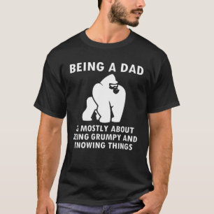 Papa zijn is meestal een rommeltje en knowi. t-shirt
