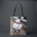 Paparazzi bij Fubby op rooster. Tote Bag<br><div class="desc">Bekende pose na gespeeld door een fubby poppetje. Iconisch beeld dat paparazzi fotografen haar vastleggen met stigma waarin haar sexy vrouwelijkheid word uitgebuit. De Fubby is ontstaan in mijn hoofd. Als hersenspinsel ontstond een grappig volkje dat niet genoeg had aan fantasie maar echt tot leven wilde komen en vastgelegd op...</div>