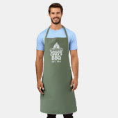 Papa's BBQ Grill Logo Camo Groen Schort (Gedragen)