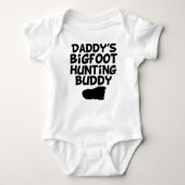Papa's Bigfoot Hunting Buddy Romper (Voorkant)