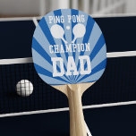 Papa's Blue Ping Pong Champion Paddle Tafeltennisbatje<br><div class="desc">Papa's Blue Ping Pong Champion Paddle - hij mag je laten winnen - maar ik betwijfel het. Kwarnig pap cadeau voor dads. Hij heeft ook een nieuwe bal nodig - kijk uit mijn winkel of in het collectie</div>