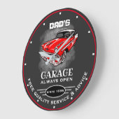 Papa's garage elke naam altijd open rode auto grij grote klok (Hoek)