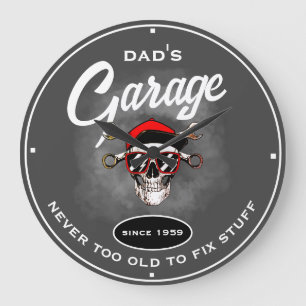 Papa's Garage Old Skull Tools Grey Funny Slogan Grote Klok