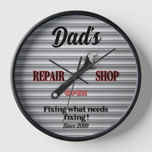 Papa's Garage Reparatie Shop Wandklok (Voorkant)