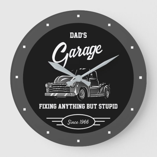 Papa's naam Garage Chevy Truck Slogan Grote Klok (Voorkant)