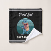 Papasaurus Grappige Dinosaurus op Groene Retro Zon Bad Handdoek (Wasdoekje)