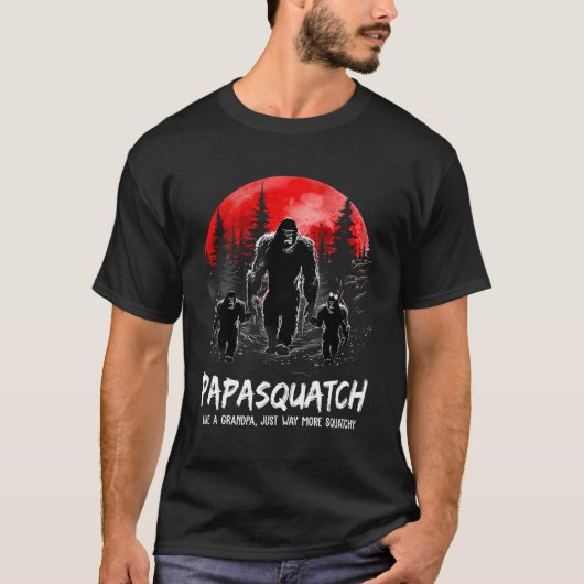 Papasquatch als een opa gewoon veel meer squatchy t-shirt (Voorkant)
