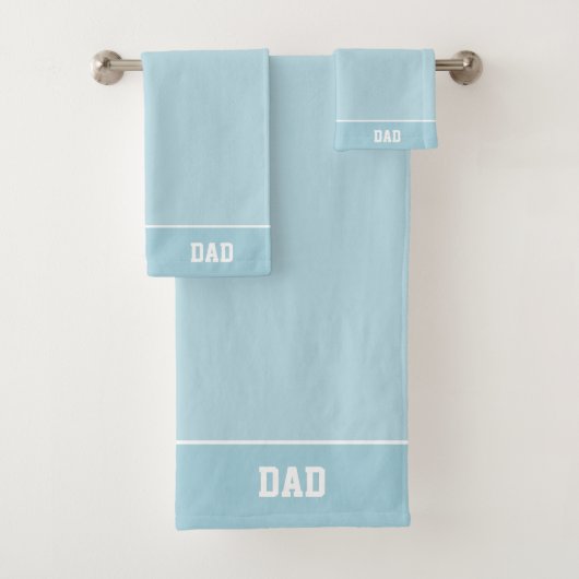 Papatekst op licht diamantblauw bad handdoek (Insitu)