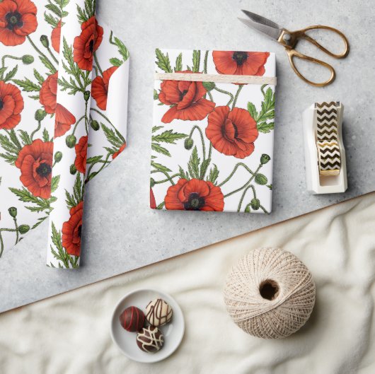 Papaver, rood en groen op wit cadeaupapier (Crafts)