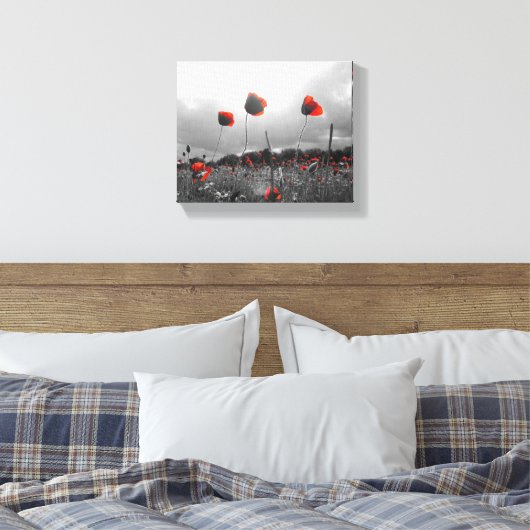 Papavers in zwart, wit en rood canvas afdruk (Insitu (Slaapkamer))