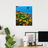 Papavers langs de kust van de Stille Oceaan Poster (Thuiskantoor)
